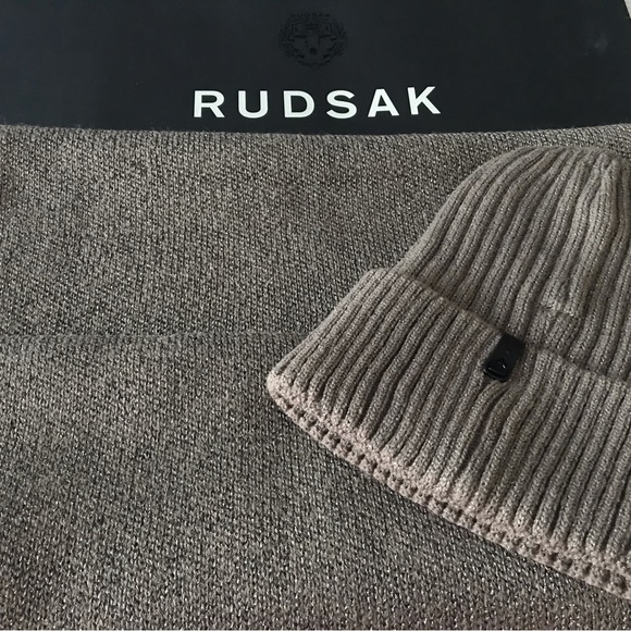 ✨BNWT Rudsak Metallic Anny Scarf and Amel Hat ✨ - Picture 10 of 12